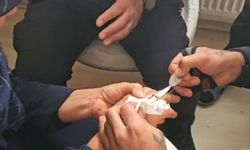 Parmağına sıkışan yüzüğü itfaiye çıkardı