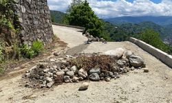 Rize'de sağanak sonrası çöken yol dronla görüntülendi