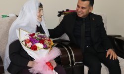 Şehidin eşine 'Anneler Günü' ziyareti