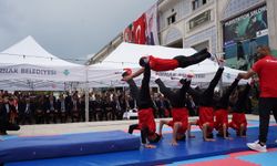 Şırnak'ta 107 metrelik bayrakla 19 Mayıs yürüyüşü