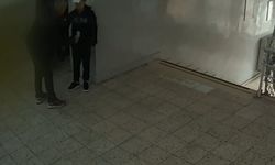 Soluk borusuna yemek kaçan öğrenciyi öğretmeni Heimlich manevrası ile kurtardı