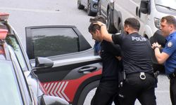 Sultangazi'de annesini rehin alan şüpheli abisinin ihbarıyla gözaltına alındı