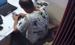 Tamir sırasında cep telefonunun bataryası patladı