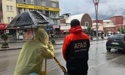 Temel kazısında meydana gelen zemin kayması nedeniyle 6 bina tedbir amaçlı boşaltıldı