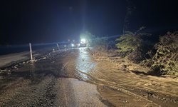 Tokat'ta sağanak ulaşımı aksattı