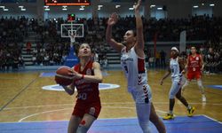 Turgutlu Belediyespor potada Süper Lig için parkede