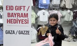Türk Kızılay'dan Gazzeli çocuklara bayramlık kıyafet yardımı