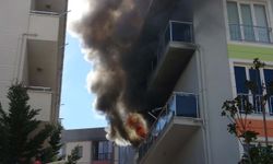 Yangında mahsur kalan kadını itfaiye ekipleri kurtardı