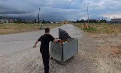 12 yaşındaki 12 arkadaş, bisikletleriyle sokak sokak dolaşıp, 3 ayda 40 poşet çöp topladı