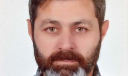 15 yaşındaki sürücünün çarptığı motosikletin sürücüsü ağır yaralandı; kaza anı kamerada