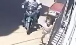 7 yaşındaki kızına defalarca tokat atıp, saçından sürükledi; o anlar kamerada