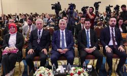 Bakan Bolat: Türkiye'de yapay zeka pazarının 1,3 milyar dolara ulaşması bekleniyor