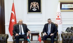 Bakan Çiftçi, Filistinli mevkidaşı Ziyad Hab El Rih ile bir araya geldi