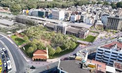 Bakan Ersoy: Sirkeci Garı, eskisine uygun şekilde ihya ediliyor
