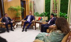 Bakan Fidan, Bangladeş Dışişleri Bakanı Rahman ile görüştü