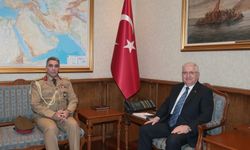 Bakan Güler, Irak'ın Ankara Askeri Ateşesi Tümgeneral Khalil ile görüştü