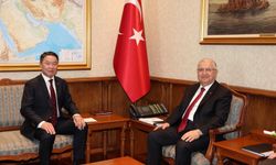 Bakan Güler, Moğol mevkidaşı Batlut ile bir araya geldi