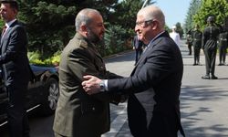 Bakan Güler, Suriyeli mevkidaşı Ebu Kasra ile bir araya geldi