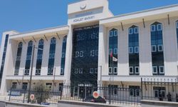 Balçova Belediye Başkanı Onur Yiğit ve 2 şüpheli adliyede (2)