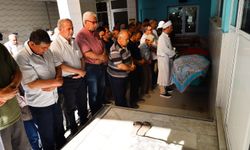 Boşanma aşamasındaki eşi tarafından öldürülen Ulviye son yolculuğuna uğurlandı