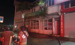 Bursa'da 2 katlı binada yangın