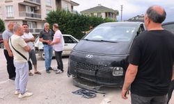 Bursa'da minibüs ile otomobil çarpıştı: 3'ü çocuk 9 yaralı