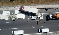 Büyükçekmece'de 4 aracın karıştığı zincirleme kaza / Havadan görüntüyle