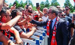Chobani CEO'su Hamdi Ulukaya'dan Erzincanspor'a destek / Fotoğraf eklendi