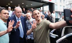 Cumhurbaşkanı Erdoğan Erzurum Vakfı'nın Beyoğlu'ndaki lokalini ziyaret etti