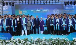 Cumhurbaşkanı Erdoğan, torunu Ömer Tayyip Erdoğan'ın mezuniyet törenine katıldı
