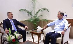 Dışişleri Bakanı Fidan, Bangladeş Başbakanı Rahman tarafından kabul edildi