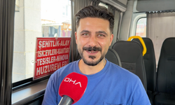 Diyarbakır sıcağında, minibüsüne kurduğu 'sulu klima' ile yolcularını serinletiyor