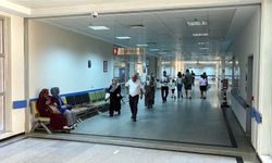 Düğünde ikram edilen tavuklu pilavdan zehirlenen 25 kişi hastaneye kaldırıldı