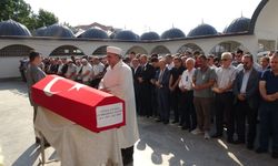 Duruşmada kalp krizi geçirip hayatını kaybeden Cumhuriyet savcısı, toprağa verildi (3)