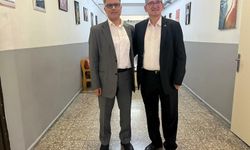 Engel tanımayan öğretmen, bağlamayla öğrencilerine ilham oluyor
