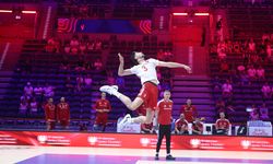 Filenin Efeleri, VNL'de Çin'i 3-0 yendi