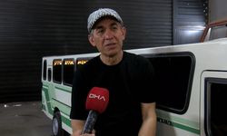 Gençlik yıllarında kullandığı otobüsün minyatürünü yapıp, direksiyonuna geçti