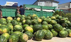 Hayırsever çiftçi, DMD hastası Uygar için bir kamyon karpuz bağışladı