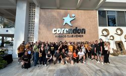 Hull City taraftarları tatil için Antalya'ya geldi