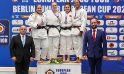 İzmirli judocu Almanya'da kürsüde