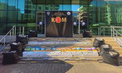 Kamyon lastikleri arasına gizlenmiş 20 bin paket kaçak sigara ele geçirildi