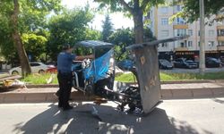 Kayseri'de otomobil ile elektrikli bisiklet çarpıştı: 5 yaralı