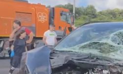 Kemerburgaz Havalimanı yolunda minibüsle kamyonet çarpıştı; yaralılar var-1 / Fotoğraf eklendi