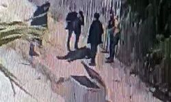 Kendisine bıçak çekeni kaldırım taşıyla öldüren engelliye tahliye
