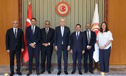 Kurtulmuş, Birleşik Krallık-Türkiye Parlamentolar Arası Dostluk Grubu Başkanı ile görüştü