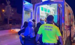 Makas atan sürücü, otomobiliyle motosiklete çarptı: 1 ölü, 1 ağır yaralı