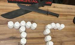 Manisa'da üzerinde uyuşturucu ve palayla yakalanan şüpheli, gözaltında