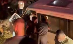 Minibüs ile çarpışan motosikletin sürücüsü öldü, 4 kişi yaralandı