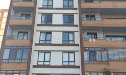 Nevşehir'de binanın 5'inci katındaki pencereden düşen çocuk öldü