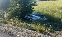 Otomobilin, park halindeki otomobile çarptığı kaza kamerada: 1 ölü, 1 yaralı